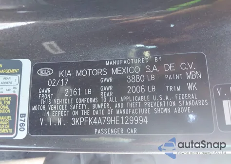 2017 Kia Forte Lx z USA, uszkodzony, nr VIN 3KPFK4A79HE129994